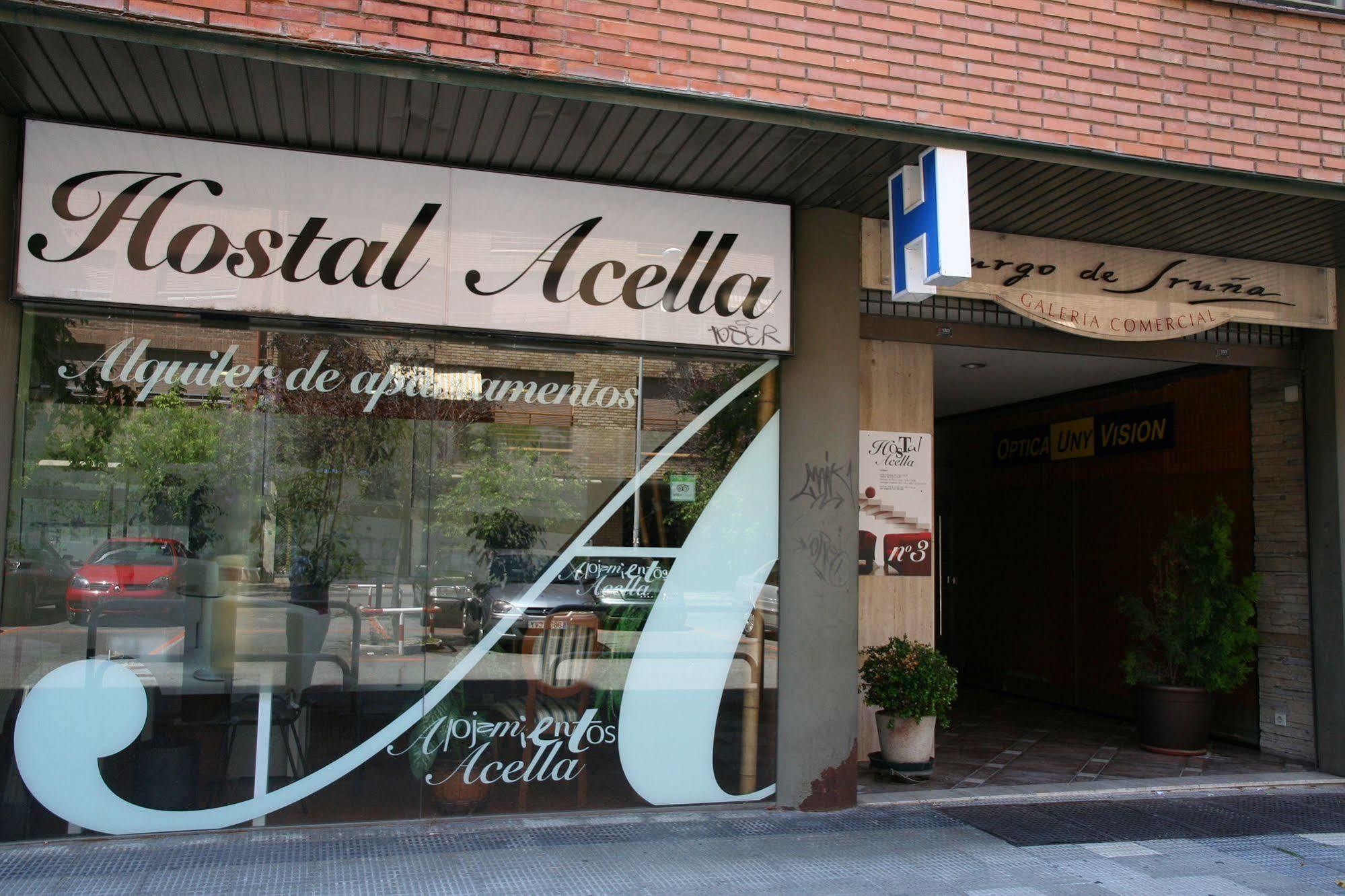 Alojamientos Acella Pamplona Esterno foto